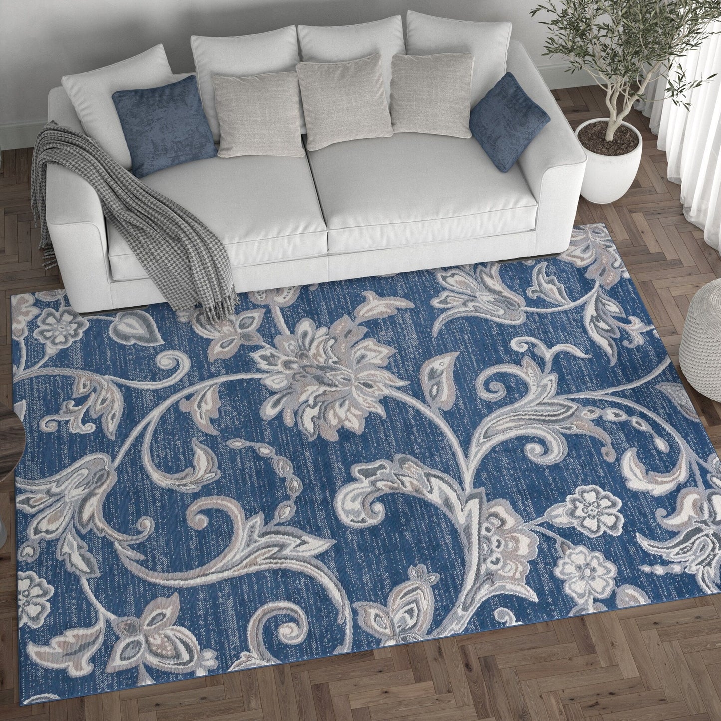 Carrington Transitional Floral & Botanical Indoor Area Rug