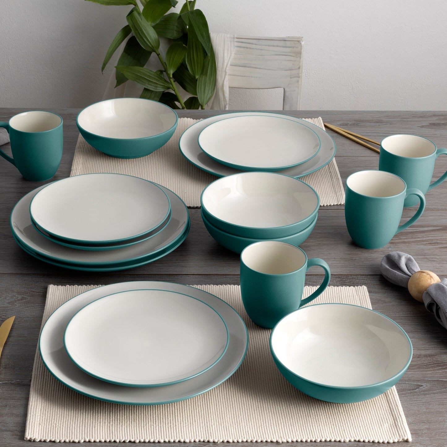Noritake Colorwave 16-Piece Coupe Dinnerware Set, Service For 4