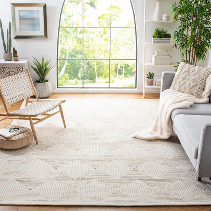 SAFAVIEH Handmade Textural Nigina Wool Rug