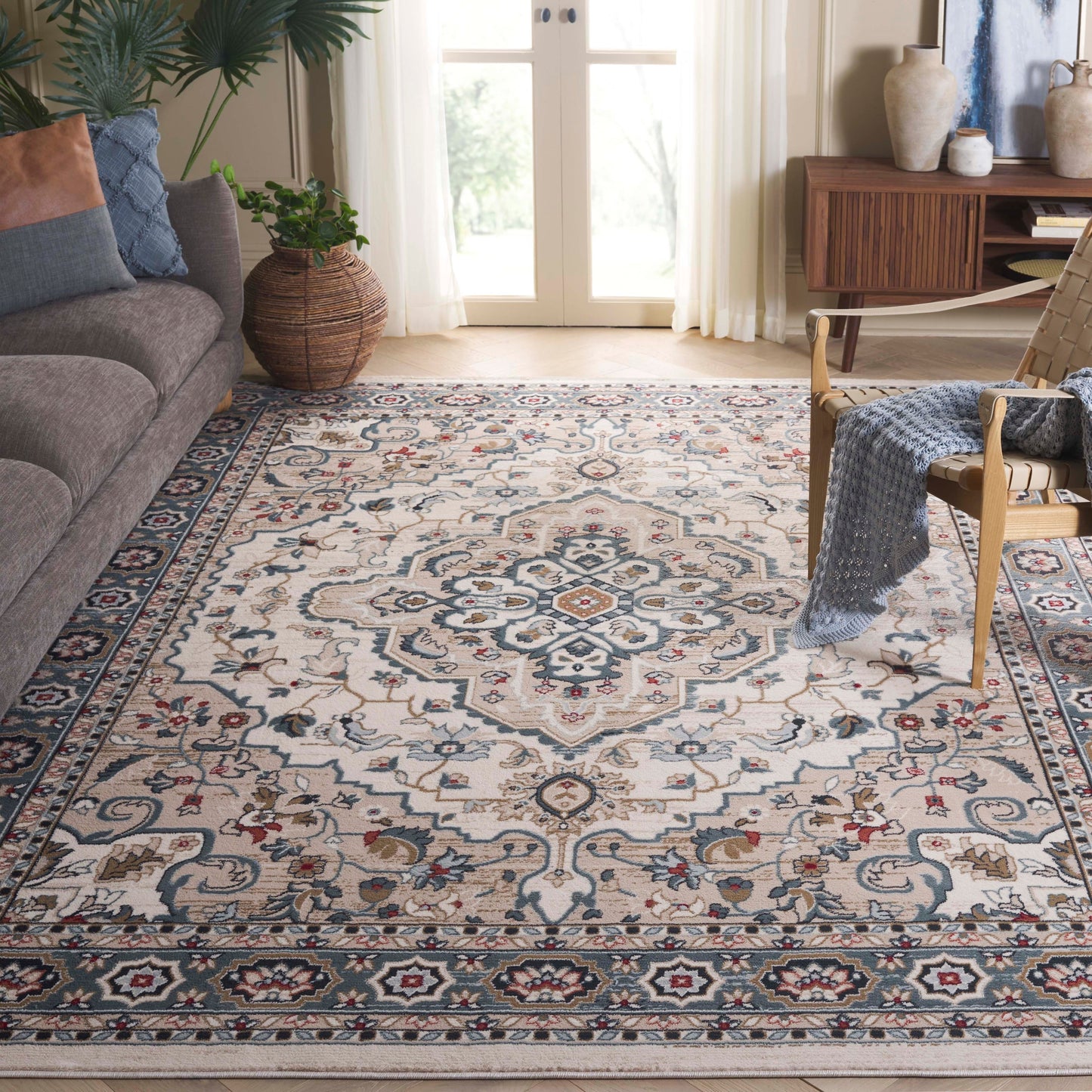 SAFAVIEH Lyndhurst Jill Traditional Oriental Rug