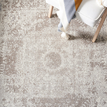 SAFAVIEH Sofia Glenna Vintage Oriental Medallion Rug