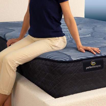 Serta Perfect Sleeper Radiant Rest 14 Hybrid Firm Mattress