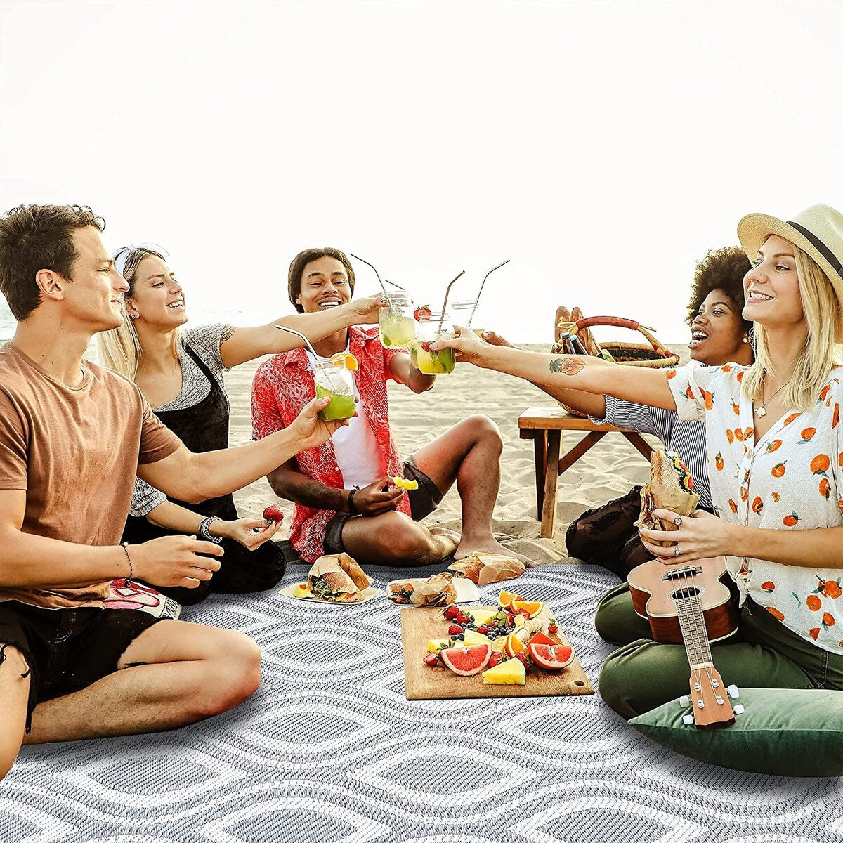 Venice Lightweight Reversible Recycled Plastic Outdoor Floor Mat/Rug