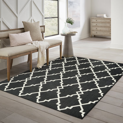 Vista Home Malta Lattice Black/ Off-White Indoor Outdoor Area Rug.