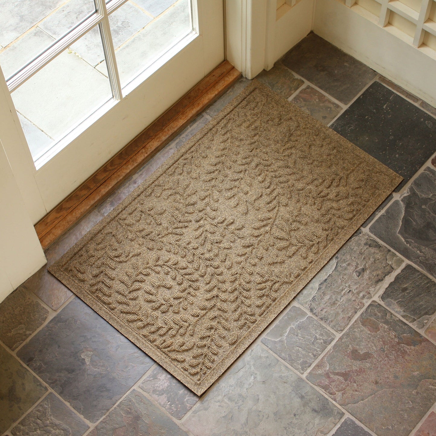 WaterHog Boxwood Indoor Outdoor Door Mat