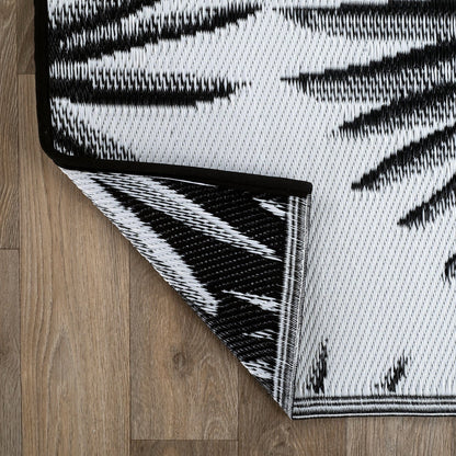 World Rug Gallery Floral Tropical Reversible Recycled Plastic Outdoor Rugs