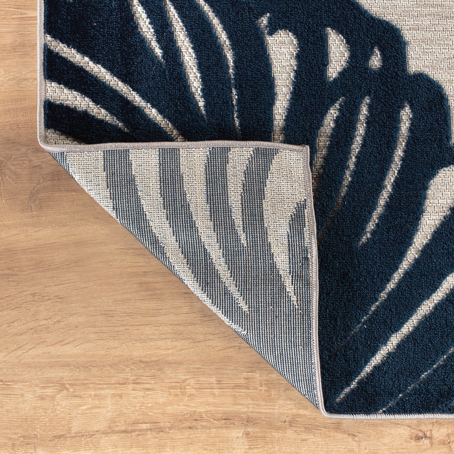 World Rug Gallery Tropical Floral Modern Indoor/Outdoor Area Rug